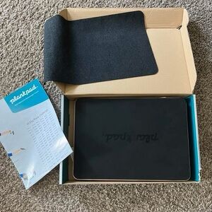 Plankpad Balance Board with Mat in box